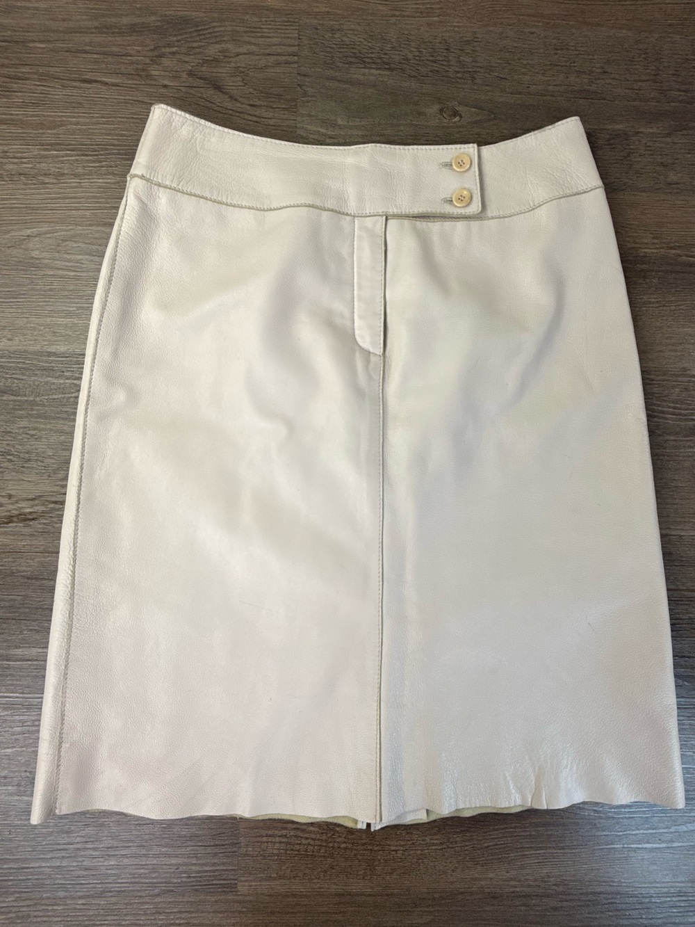 Siena Studio Women’s Cream 100% Genuine Leather Pencil Skirt, size 4